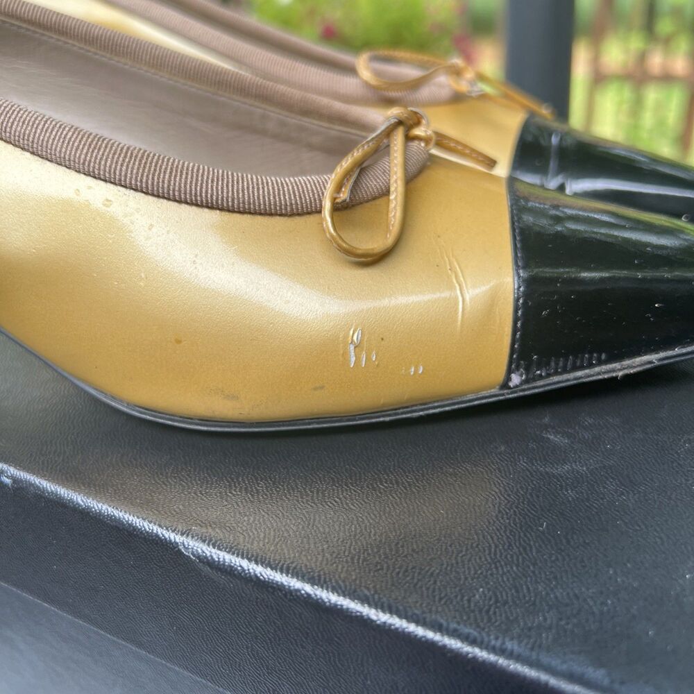 Vintage 1990s Chanel Patent Leather Cap-Toe Kitten Heels Gold Black  41 - Picture 6 of 16